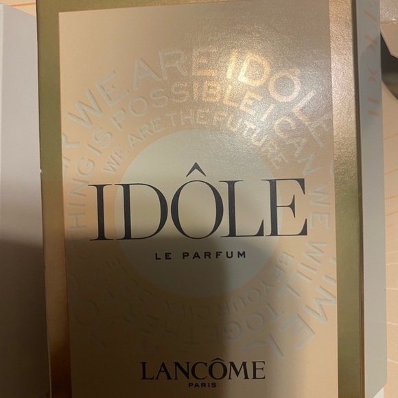 Assorted Fragrance Sample Set - Picture 2 of 12